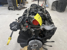 Load image into Gallery viewer, Engine Motor  SAVANA 2500 VAN 2020 - DG206714
