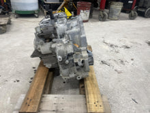 Load image into Gallery viewer, Transmission  MAVERICK PICKUP 2022 - DG212225
