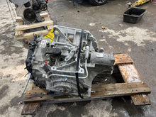 Load image into Gallery viewer, Transmission Chevrolet TRAX 2024 - DG213214
