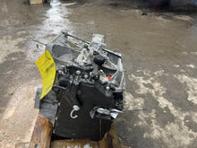 Load image into Gallery viewer, Transmission Chevrolet TRAX 2024 - DG213214
