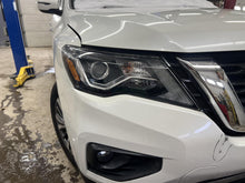 Load image into Gallery viewer, HEADLIGHT LAMP ASSEMBLY Nissan Pathfinder 17 18 19 20 Right - DG218035
