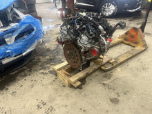 Load image into Gallery viewer, Engine Motor  FORD F150 PICKUP 2022 - DG215555
