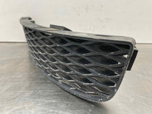 Load image into Gallery viewer, GRILLE Audi TT 2000 00 2001 01 2002 02 2003 03 2004 04 2005 05 Lower Right - NW98050
