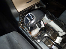 Load image into Gallery viewer, Floor Shifter  GRAND CHEROKEE 2014 - NW691650

