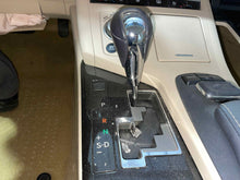 Load image into Gallery viewer, Floor Shifter  LEXUS ES300H 2015 - NW533734
