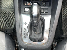 Load image into Gallery viewer, Floor Shifter Volkswagen Jetta 2013 - NW659957
