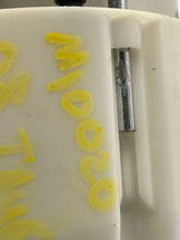 Load image into Gallery viewer, Fuel Pump Ford Taurus 2008 - NW79080
