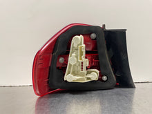 Load image into Gallery viewer, OUTER TAIL LIGHT LAMP 323i 325ci 325i 328i 330ci 330i 06-08 Right - NW180346
