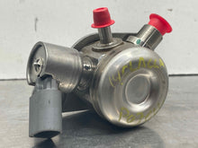 Load image into Gallery viewer, FUEL PUMP B250 CLA250 CLA45 GLA250 GLA45 GLAh 2013-2020 - NW541600

