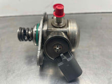 Load image into Gallery viewer, FUEL PUMP B250 CLA250 CLA45 GLA250 GLA45 GLAh 2013-2020 - NW541600
