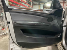 Load image into Gallery viewer, Front Interior Door Trim Panel  BMW X5 2011 - NW515346
