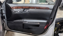 Load image into Gallery viewer, Front Interior Door Trim Panel Mercedes-Benz SL500 2010 - NW375065
