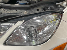 Load image into Gallery viewer, HEADLIGHT LAMP ASSEMBLY E300 E350 E400 E550 E63 10 11 12 13 Left - NW535879
