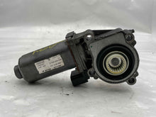 Load image into Gallery viewer, TRANSFER CASE ACTUATOR MOTOR LR3 LR4 Range Rover Range Rover Sport 05-15 - NW177259
