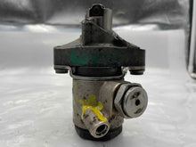 Load image into Gallery viewer, FUEL PUMP Audi A4 A5 Q5 2009 09 2010 10 2011 11 2012 12 - NW367440
