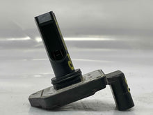 Load image into Gallery viewer, Mass Air Flow Sensor Meter MAF A4 A6 Passat 00 01 02 03 04 05 - NW5664
