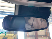 Load image into Gallery viewer, Interior Rear View Mirror Chevrolet Malibu 2017 - NW560349
