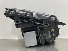 Load image into Gallery viewer, HEADLIGHT LAMP ASSEMBLY 320i 323i 323ic 323is 325ci 325i 99-01 Left - NW102472
