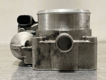 Load image into Gallery viewer, Throttle Body   2005 - NW291992
