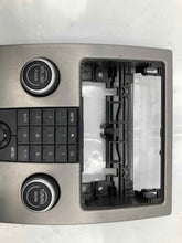 Load image into Gallery viewer, Radio  VOLVO 70 SERIES 2006 - NW310101
