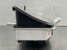 Load image into Gallery viewer, SPEEDOMETER CLUSTER Nissan Pathfinder 2001 01 - NW634974

