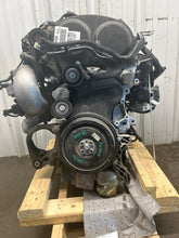 Load image into Gallery viewer, Engine Motor  VOLVO V60 2018 - NW383151
