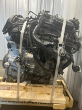 Load image into Gallery viewer, Engine Motor  VOLVO V60 2018 - NW383151

