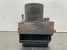 Load image into Gallery viewer, ABS Pump Jaguar XK 2011 - NW391674
