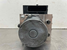 Load image into Gallery viewer, ABS Pump Jaguar XK 2011 - NW391674

