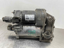 Load image into Gallery viewer, AIR RIDE COMPRESSOR CL550 CL600 CL63 CL65 S350 S400 S450 07-14 - NW392031
