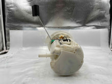 Load image into Gallery viewer, FUEL PUMP Ford Taurus X 2008 08 2009 09 - NW78865
