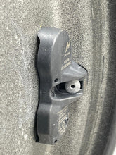 Load image into Gallery viewer, Wheel Rim   2010 - NW410839
