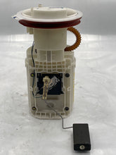 Load image into Gallery viewer, Fuel Pump Volkswagen Jetta Beetle 2002 02 2003 03 2004 04 2005 05 - NW80596

