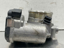 Load image into Gallery viewer, Throttle Body Jaguar XF 2013 - NW436239
