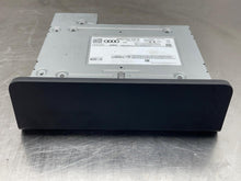 Load image into Gallery viewer, Radio  AUDI A4 2021 - NW444676

