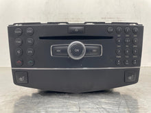 Load image into Gallery viewer, RADIO Mercedes-Benz C230 C300 C350 2008 08 - NW445123
