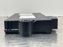 Load image into Gallery viewer, BODY CONTROL MODULE COMPUTER BMW X5 2007 07 - NW624094
