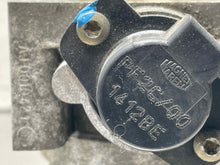 Load image into Gallery viewer, THROTTLE BODY Volvo S40 V40 2000 00 2001 01 02 03 04 - NW458667
