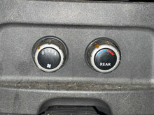 Load image into Gallery viewer, REAR TEMPERATURE CONTROLS Pathfinder 2005 05 2006 06 2007 07 - NW466870
