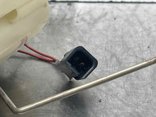 Load image into Gallery viewer, Fuel Pump Volvo V70 S60 2001 01 2002 02 2003 03 2004 04 - NW467149
