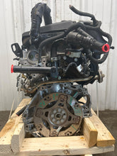 Load image into Gallery viewer, Engine Motor Chevrolet Volt 2016 - NW467100
