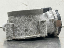 Load image into Gallery viewer, THROTTLE BODY Audi A6 RS4 A8 A6 01 02 03 04 05 06 - 09 - NW468725
