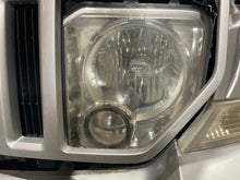 Load image into Gallery viewer, HEADLIGHT LAMP ASSEMBLY Jeep Liberty 08 09 10 11 12 Left - NW479899
