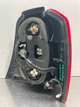 Load image into Gallery viewer, TAIL LIGHT LAMP ASSEMBLY Highlander 2001 01 2002 02 2003 03 Left - NW488328
