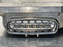 Load image into Gallery viewer, THROTTLE BODY Camry ES330 Sienna 2003 03 04 05 06 07 V6 - NW498495
