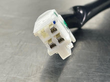 Load image into Gallery viewer, OUTER TAIL LIGHT LAMP Lexus RX330 RX350 04 05 06 07 08 09 Left - NW498538

