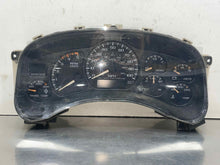 Load image into Gallery viewer, Speedometer Cluster  SILVERADO 3500 PICKUP 2002 - NW507897

