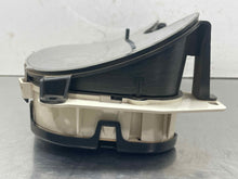 Load image into Gallery viewer, Speedometer Cluster  SILVERADO 3500 PICKUP 2002 - NW507897
