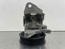 Load image into Gallery viewer, POWER STEERING PUMP Gl320 Gl350 Gl450 Gl550 ML320 ML350 ML450 08-13 - NW509196
