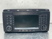 Load image into Gallery viewer, RADIO Mercedes-Benz R320 R350 R500 R63 2008 08 2009 09 - NW509074
